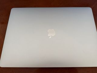MacBook Pro 15 2019 256GB Plata