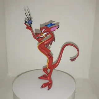 Figura Mushu Mulán