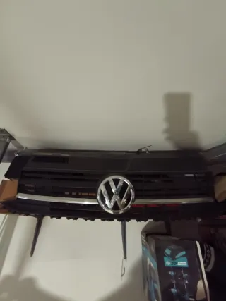 Parrilla Delantera Volkswagen T6 Cromada