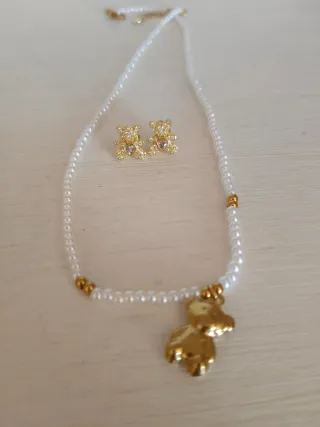 Collana perle bianche con orsetto dorato