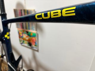 Bicicleta CUBE attain / Talla 58