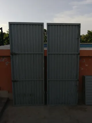 Puertas metálicas