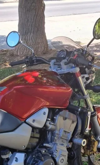 Cúpula Givi 240A Honda Hornet 900