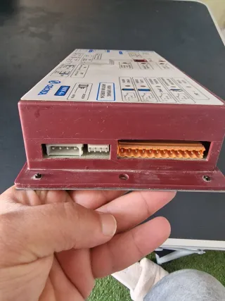 Operador Puerta Orona VVVF4+