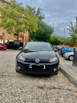 Volkswagen Golf 11/2011