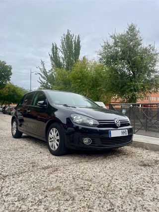 Volkswagen Golf 11/2011