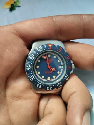 TAG Heuer Professional 200 Meters Quartz
