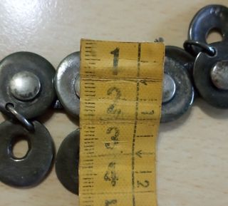 Cinturón Uno de 50 metal y cuero marrón