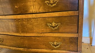 Mueble tocador antiguo con espejo