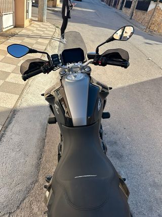 BMW F900R Negra