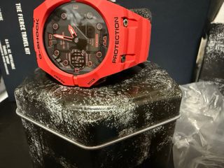 Casio G-Shock Rojo y Negro GA-B001-4AER