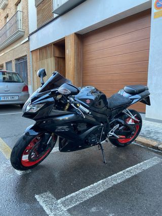 Suzuki GSXR 600 K8 Negra
