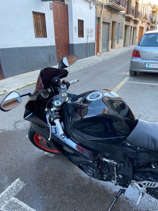 Suzuki GSXR 600 K8 cadena distribución por hacer
