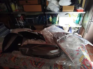 Kawasaki J300 Maxi Scooter Negra/Plata