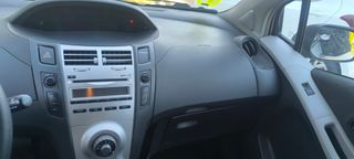Toyota Yaris 2008