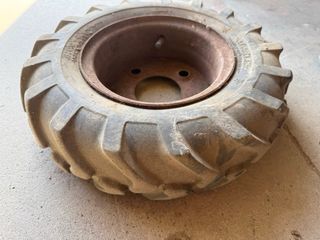 Rueda moticultor Pirelli