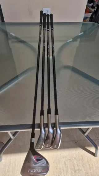 Cleveland Bloom palos de golf