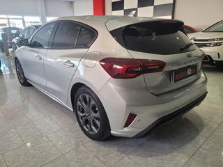 Ford Focus 1.0 MHEV. STLINE