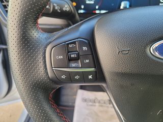 Ford Focus 1.0 MHEV. STLINE