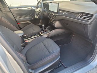 Ford Focus 1.0 MHEV. STLINE