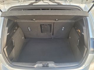 Ford Focus 1.0 MHEV. STLINE