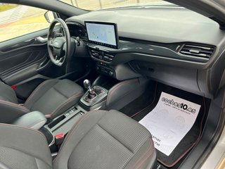 Ford Focus 1.0 MHEV. STLINE