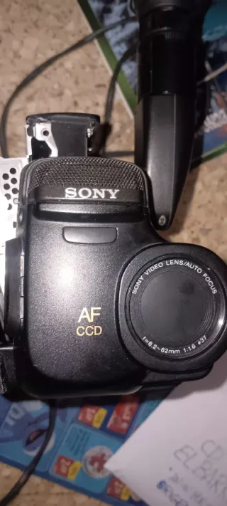 Videocámara Sony Handycam Video 8 (1993)