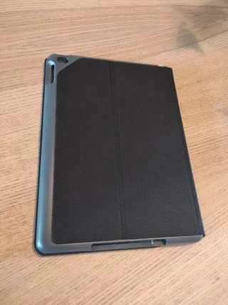 Funda iPad Air 2 Logitech Canvas con Teclado