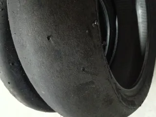Set di pneumatici slick Pirelli Superbike