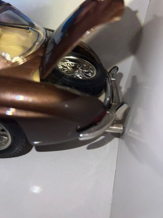 Mercedes Benz 300 SL 1/18 Bburago