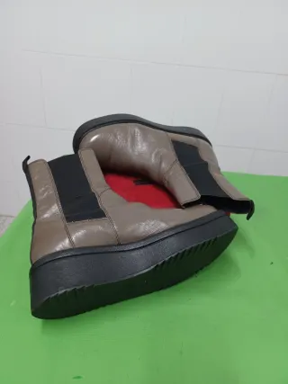 Botines Vagabond Marrones y Negros