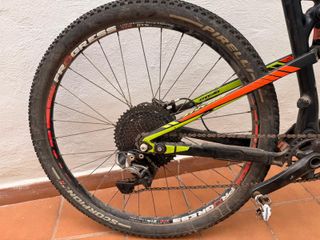 Bicicleta Stevens Doppia Sospensione