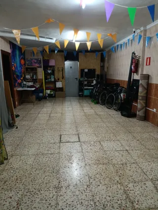Venta local 95 M2. Acondicionado para Garaje