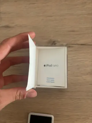 Apple iPod Nano Plata