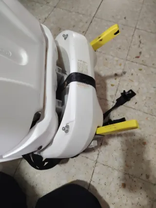 Silla coche infantil Lionelo