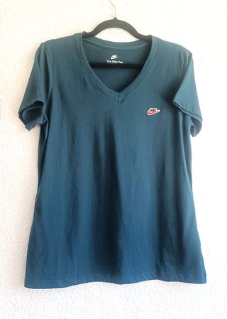 Camiseta Nike Cuello Pico Talla M
