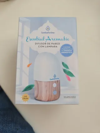 Difusor de Pared Essential'Arôms con Lámpara