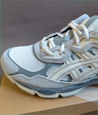 Asics Gel-NYC Cream Grey Talla 38