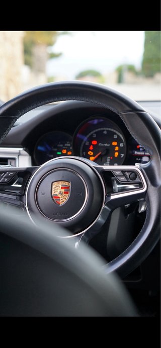 Porsche Macan Turbo 2015