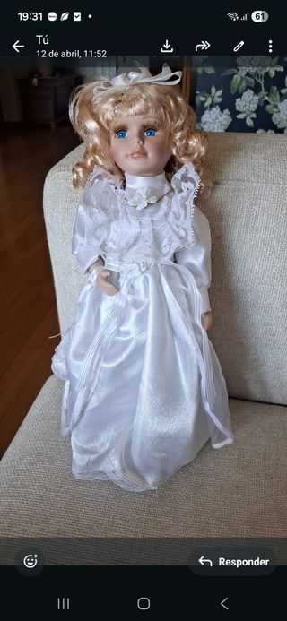 Muñeca de Comunión Vestido Blanco