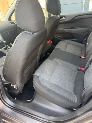 Citroen C4 Blue Hdi 1.6