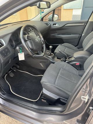 Citroen C4 Blue Hdi 1.6
