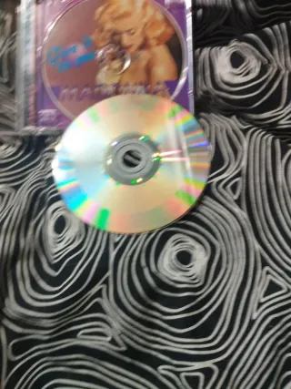 Madonna CD Give It To Me - Comienzos
