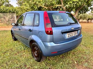 Ford Fiesta 2004
