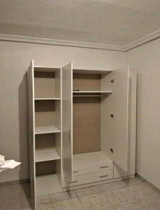 Armario 3 puertas 2 cajones