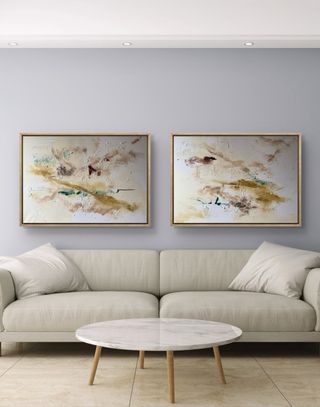 Cuadros abstractos para encima de un sofá grande