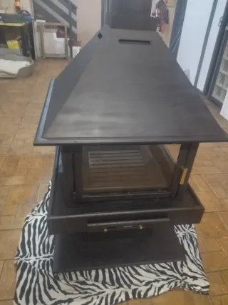 Chimenea Rocal Central Negra