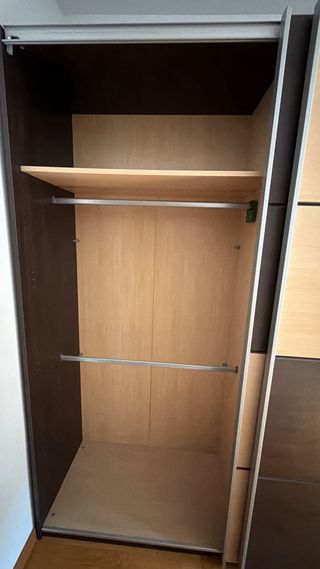 Armario PAX IKEA Marrón y Negro