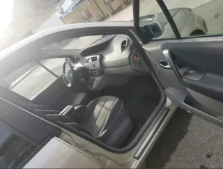 Renault Grand Scenic 2006