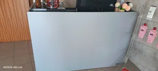 Mobiliario Peluquería Sillas y Espejo ,mostrador,